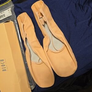 Ballet slippers sz 6.5